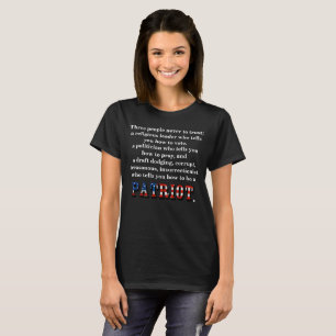 Camiseta Três pessoas que nunca confiam;
