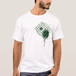 Camiseta trevo de quatro folhas. bolhas hipno.