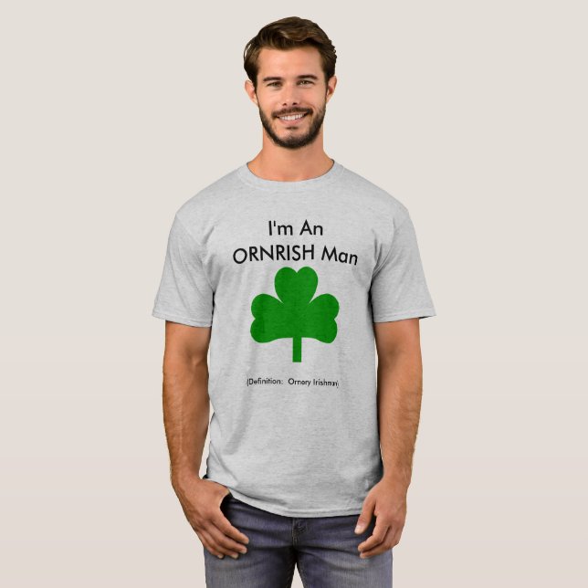 Camiseta Trevo Ornery do t-shirt dos homens do Irlandês (Frente Completa)