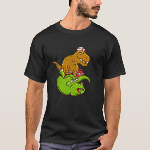 Camiseta TRex Médico Fazendo RCP Enfermeiro EMT Médico Dino