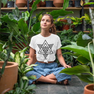 Camiseta Triângulo das linhas de estrelas