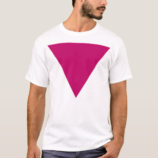 Camiseta triángulo rosa.