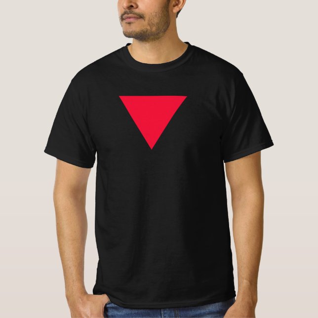Camiseta triângulo vermelho invertido (Frente)