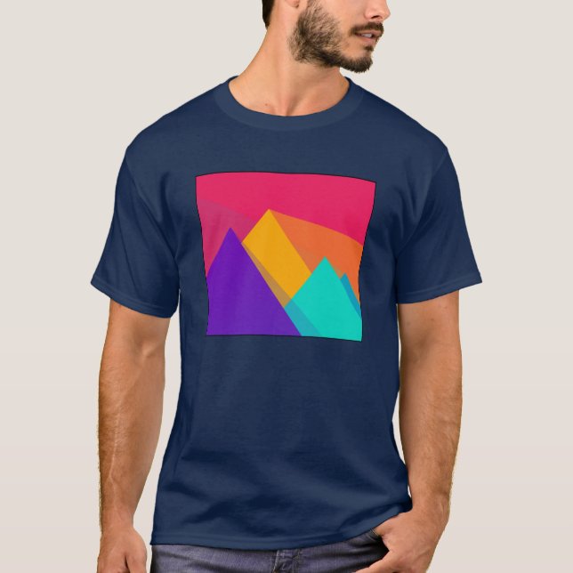 Camiseta Triângulos e Pirâmides Geométricos Brilhantes (Frente)