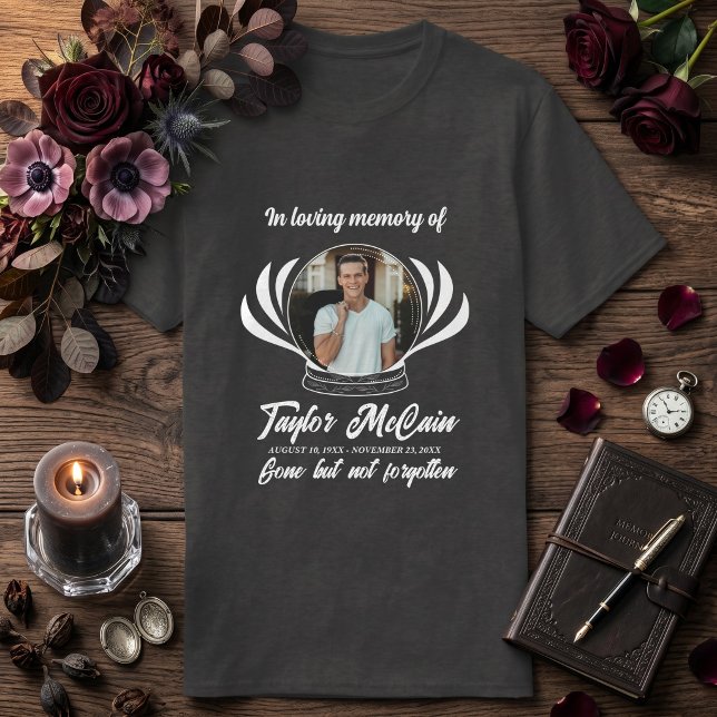 Camiseta Tributo Memorial Fotográfico Flores Escuras Em Mem (Photo Memorial Tribute Dark Floral In Loving Memory Unisex Tee)