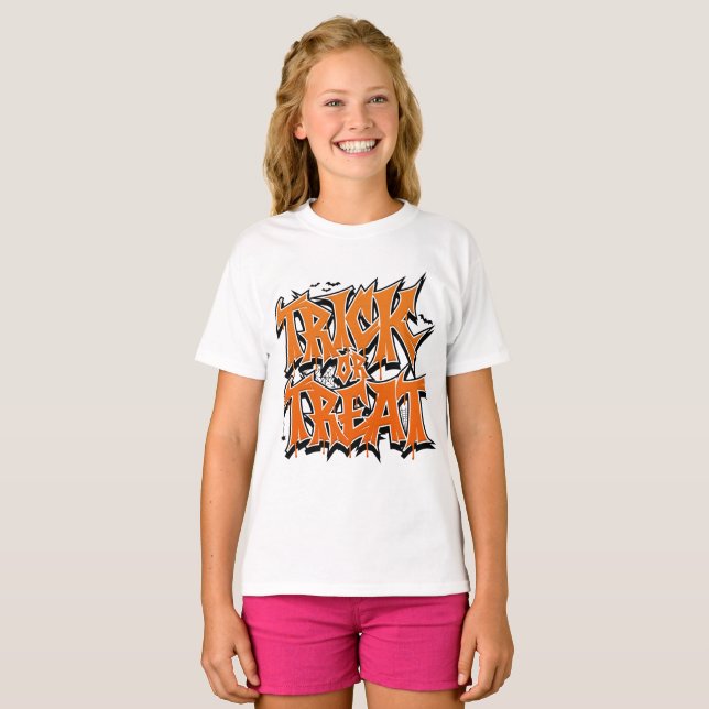 Camiseta Trick Or Treat Graffiti (Frente Completa)