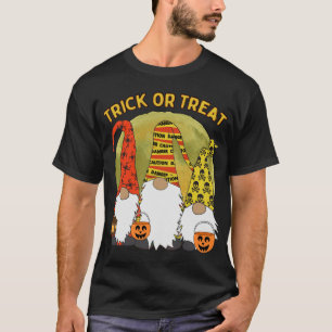 Camiseta Trick Ou Tratar 3 Gnomos Nórdicos Fu