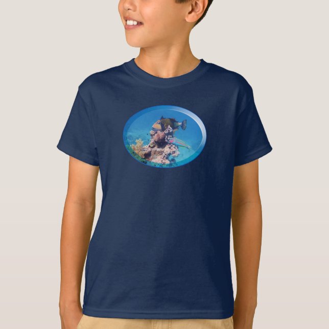 Camiseta Triggerfish at coral reef - Photographic Design |  (Frente)