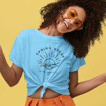 Camiseta Trilha de Namorada de Verão com Interrupção de Mol<br><div class="desc">Abrace o minimalismo chic das férias de primavera com esta equipe personalizada celebrando a fuga do seu esquadrão de meninas! Descarte os slogans turistas e mostre o espírito sofisticado do seu esquadrão com um logotipo moderno e elegante com seu destino escolhido. Cada olhadela sussurra, "O salto da primavera deu certo....</div>