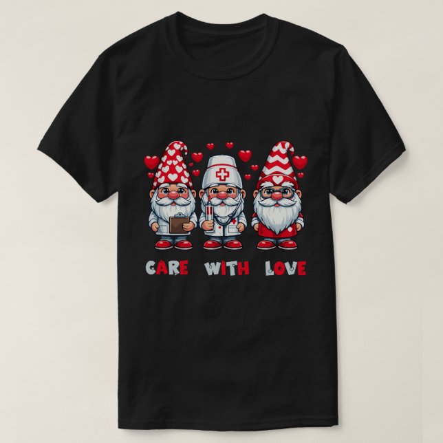 Camiseta Trío Médico Gnome: Cuidado com Amor (Frente do Design)