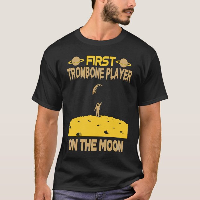 Camiseta Trombone Player On The Moon (Frente)