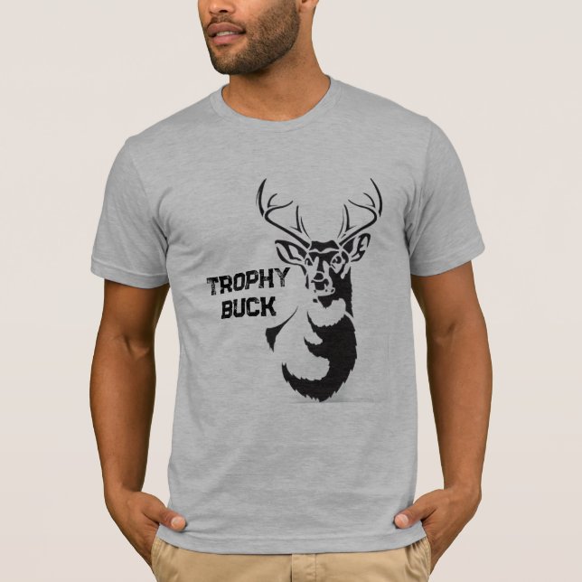 Camiseta Trophy Buck T-Shirt – Funny Hunting Graphic Tee  (Frente)