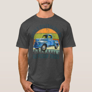 Camiseta Truck Easily Distracted By Old Pickup Trucks Funny