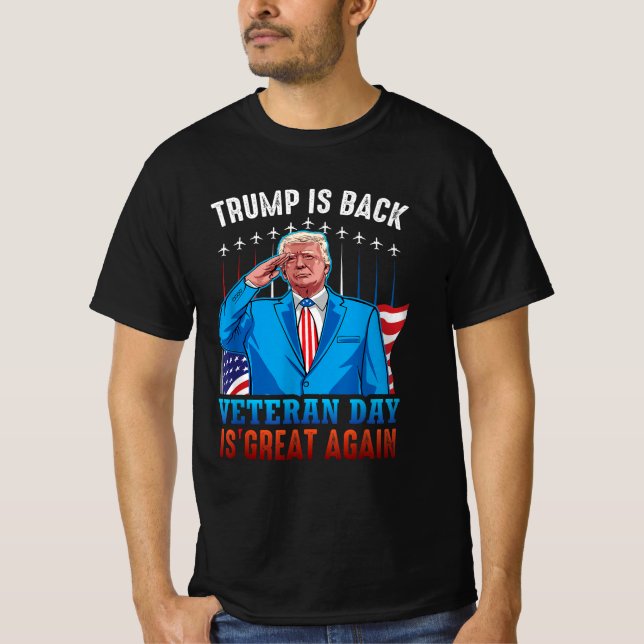 Camiseta Trump é o dia dos veteranos atrás é Excelente de n (Frente)