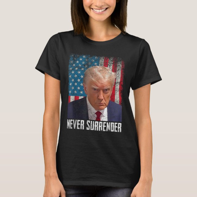 Camiseta Trump Mug Shot - Donald Trump Mug Shot - Nunca Sur (Frente)