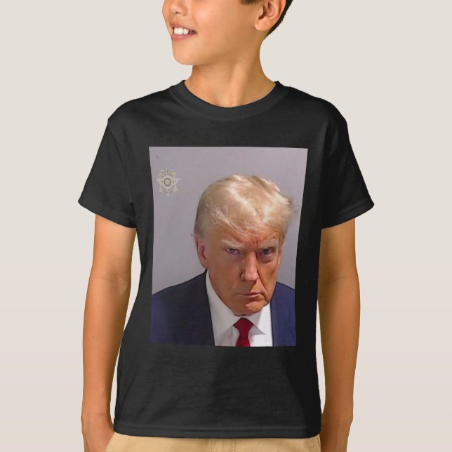 Camiseta Trump Mugshot Tee - Icônico E Engraçado (Frente)
