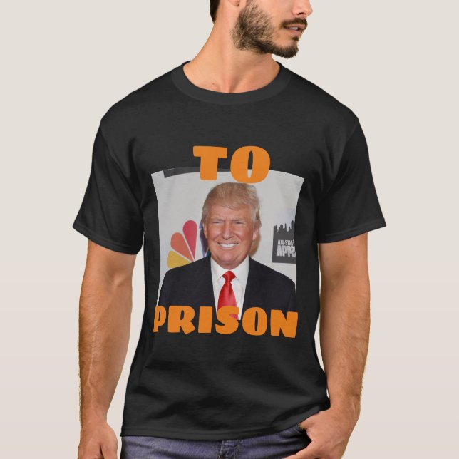 Camiseta trump na prisão (Frente)