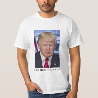 Camiseta Trump prendendo T-shirt