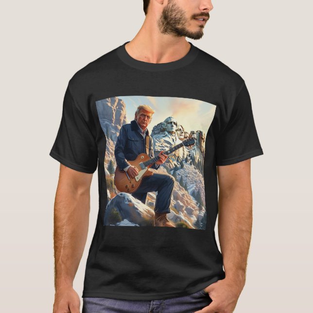 Camiseta Trump Tocando Violão Elétrico Monte Rushmore MAGA (Frente)