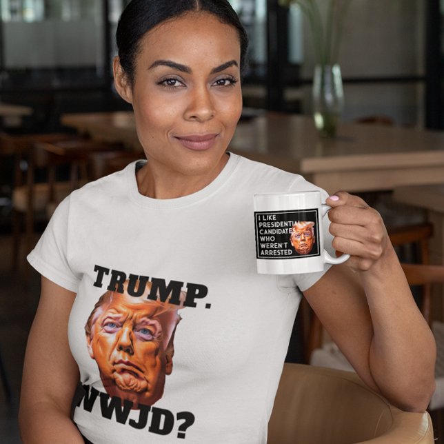 Camiseta "Trump. WWJD?" Anti-Trump (Criador carregado)