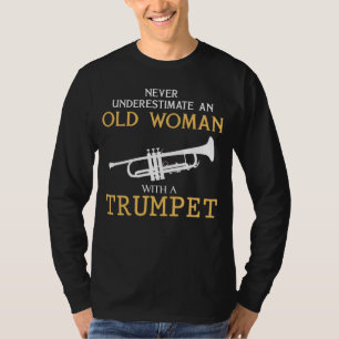 Camiseta Trumpet Diva Avó - Nunca Subestime Seu Musi
