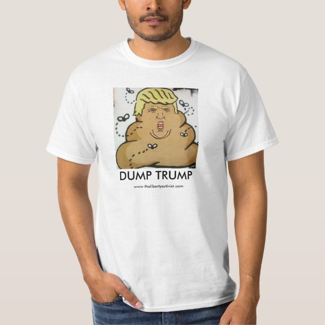 Camiseta Trunfo da descarga - a matéria fecal do poltics (Frente)