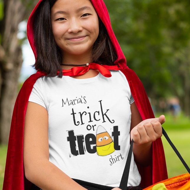 Camiseta Truque de Dia das Bruxas Bonito ou Trate Meninas (Cute Whimsy Halloween Tick or Treat Kids T-Shirt)