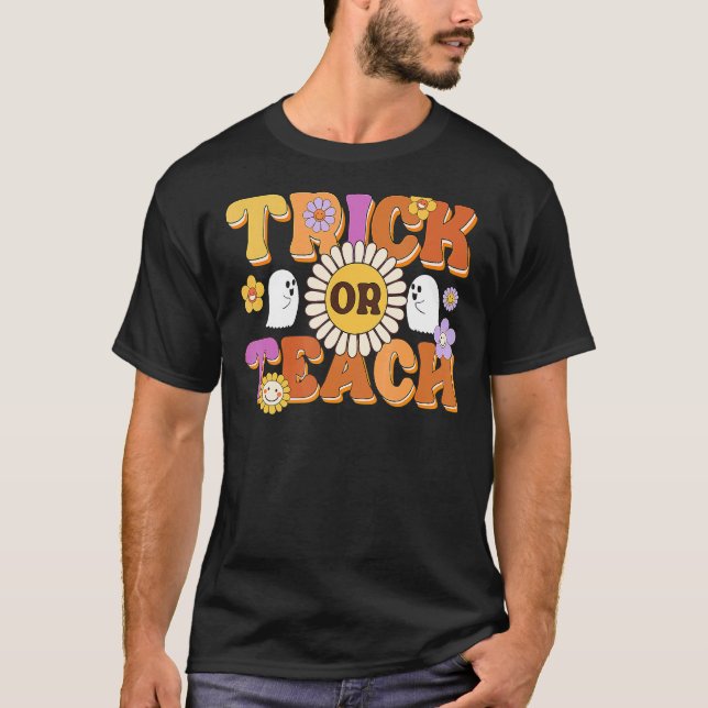 Camiseta Truque De Retrô Ou Ensino Professor Fantasma Hallo (Frente)