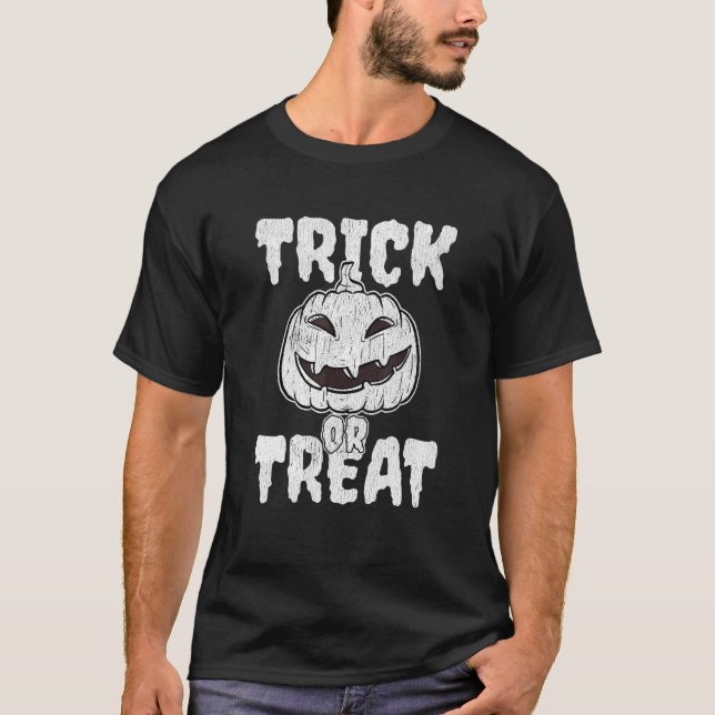 Camiseta Truque Ou Tratadores Colhida De Halloween Jackolan (Frente)