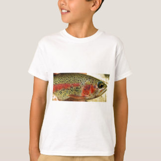 Camiseta Truta nas Mãos