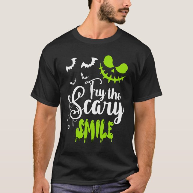 Camiseta Try The Scary Smile Pumpkin Jack O Lantern Face (Frente)