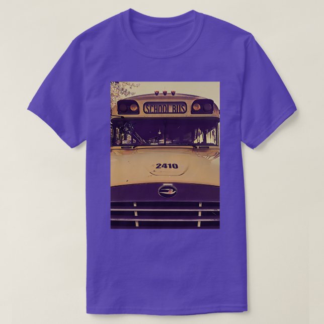 Camiseta TSerguimento clássico do ônibus escolar de Nova Io (Frente do Design)