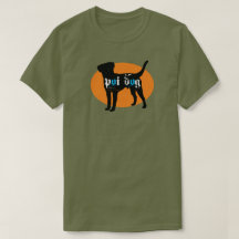 Tshirt do verde do exército do cão da