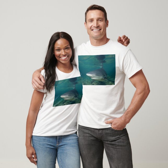 Camiseta Tubarão (Unissex)