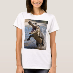 Camiseta Tubarão Assustador Australiano Pulando Crocodilo