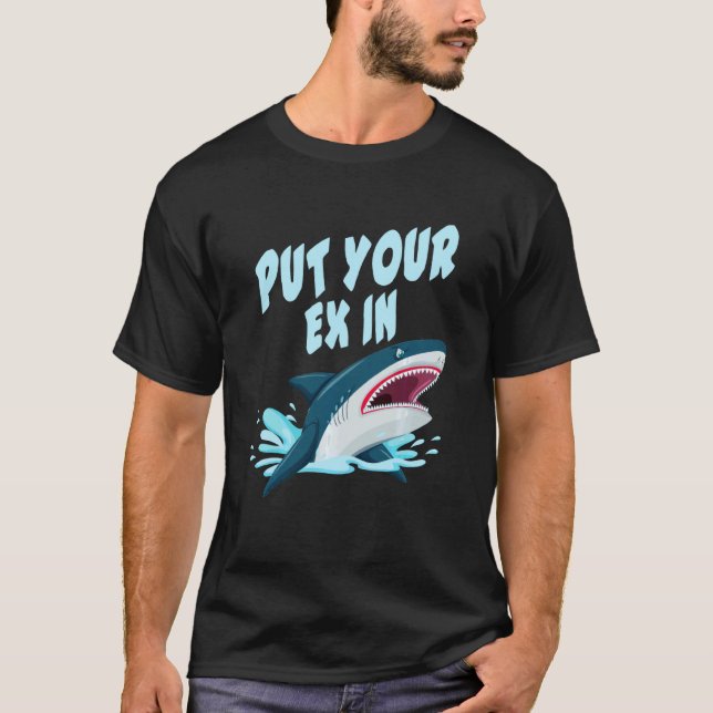 Camiseta tubarão-escamoteador-da-orca fêmeas da boca do tub (Frente)