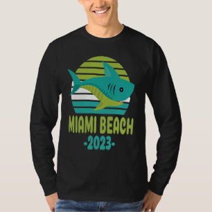 Camiseta Tubarão na Praia de Miami Beach Flórida 2023