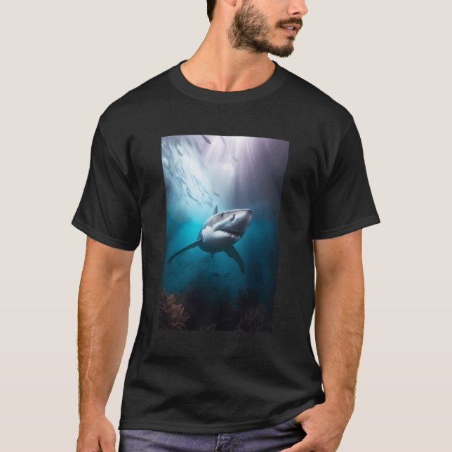 Camiseta Tubarão Perigoso Submarino (Frente)