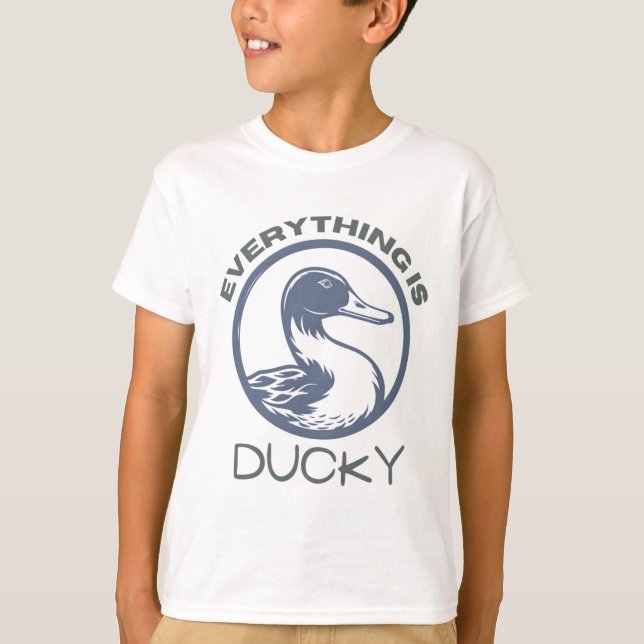 Camiseta Tudo é adorável (Frente)