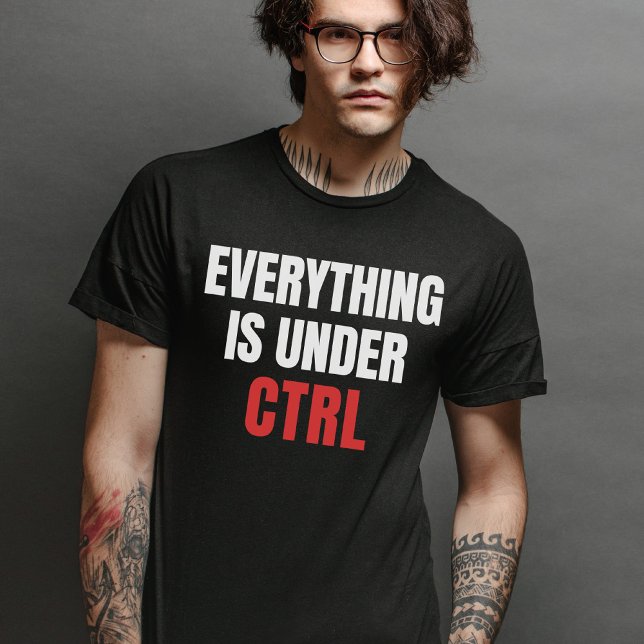 Camiseta Tudo está sob CTRL - Ciência da Computação (Criador carregado)