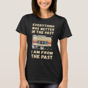 Camiseta Tudo Estava Melhor Na Cassete Passada