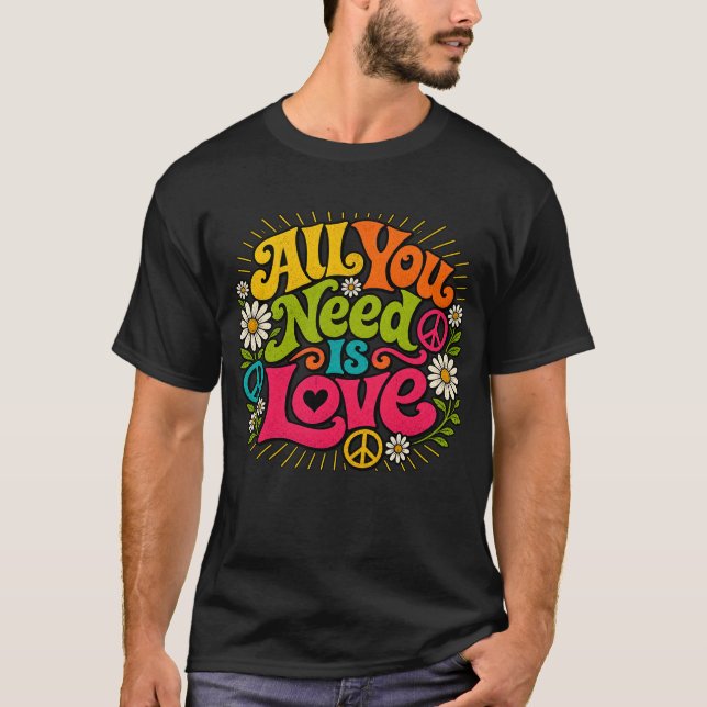 Camiseta Tudo o que você precisa é amor (Frente)
