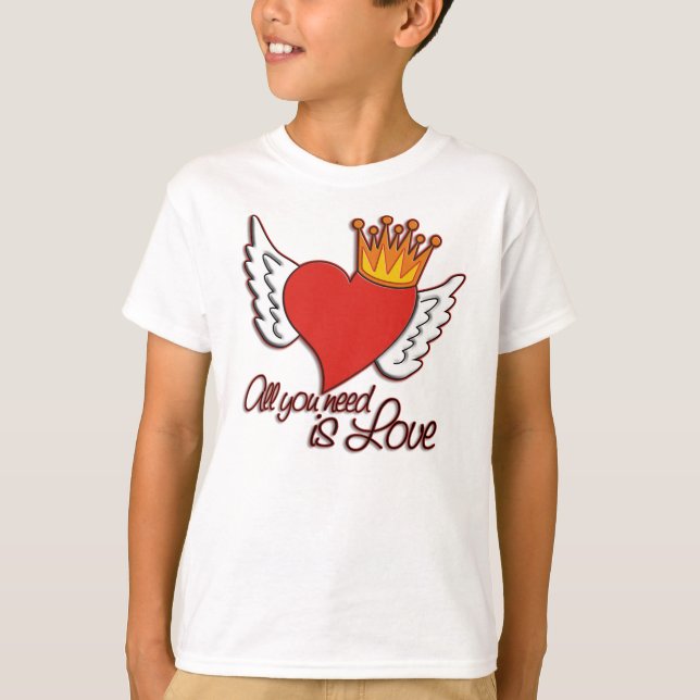 Camiseta Tudo Que Você Precisa É De Amor (Frente)