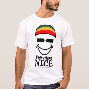 Camiseta Tudo t-shirt agradável