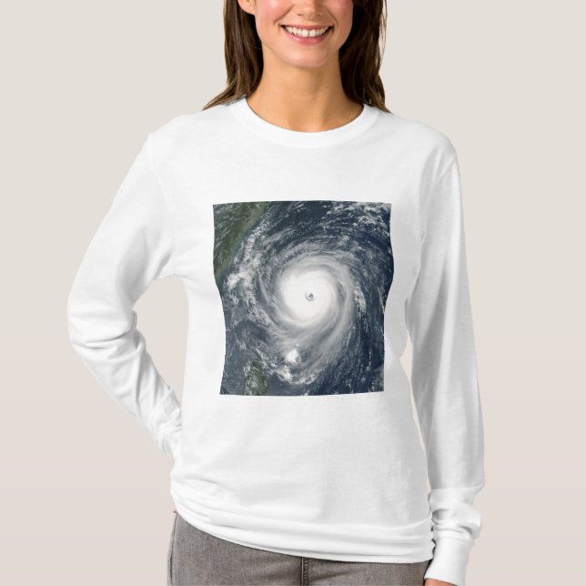 Camiseta Tufão Longwang se aproximando de Taiwan (Frente)