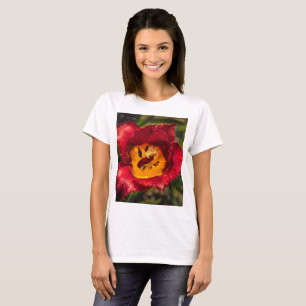 Camiseta tulipa vermelha