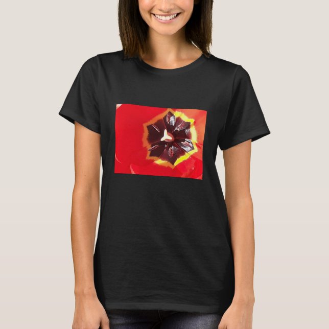 Camiseta Tulipa Vermelha Escarlate (Frente)