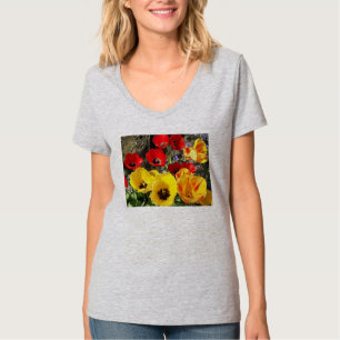 Camiseta Tulipas Amarelas e Vermelhas