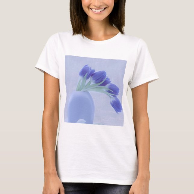Camiseta Tulipas Azuis Vida Estática (Frente)