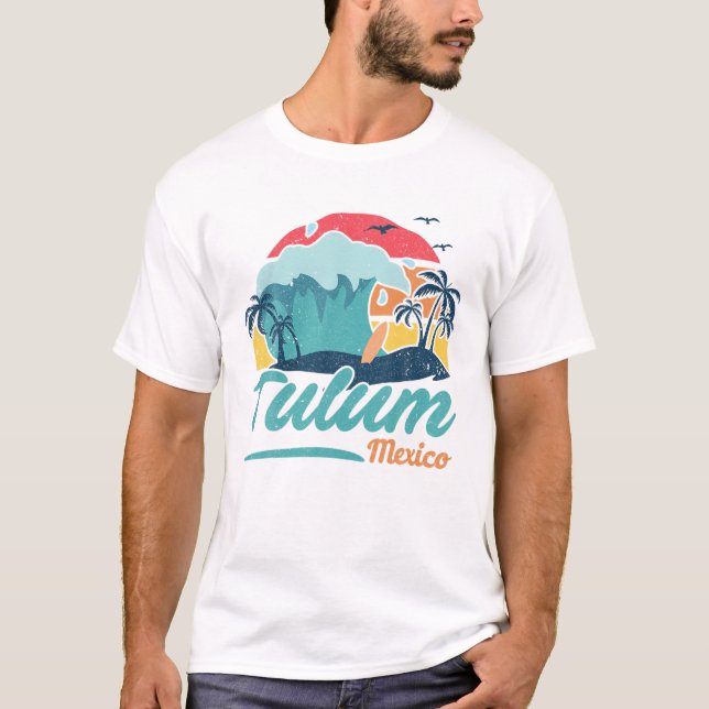 Camiseta Tulum Mexico Beach Summer Surfing Sunset Palm Tree (Frente)